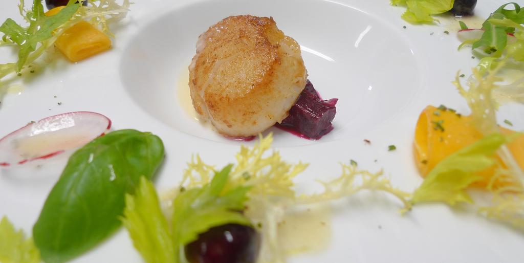 Hotel-Restaurant Roter Ochsen Lauchheim エクステリア 写真