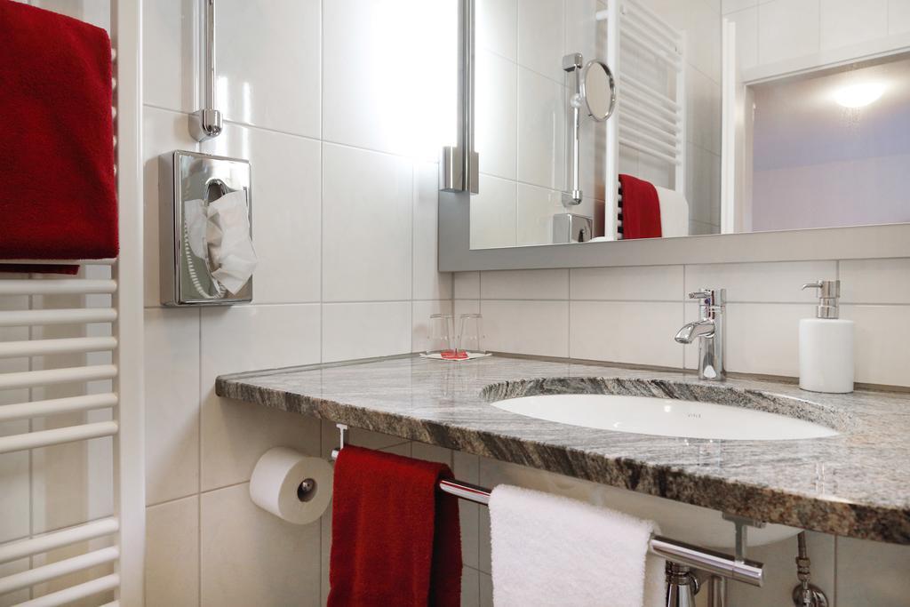 Hotel-Restaurant Roter Ochsen Lauchheim 部屋 写真