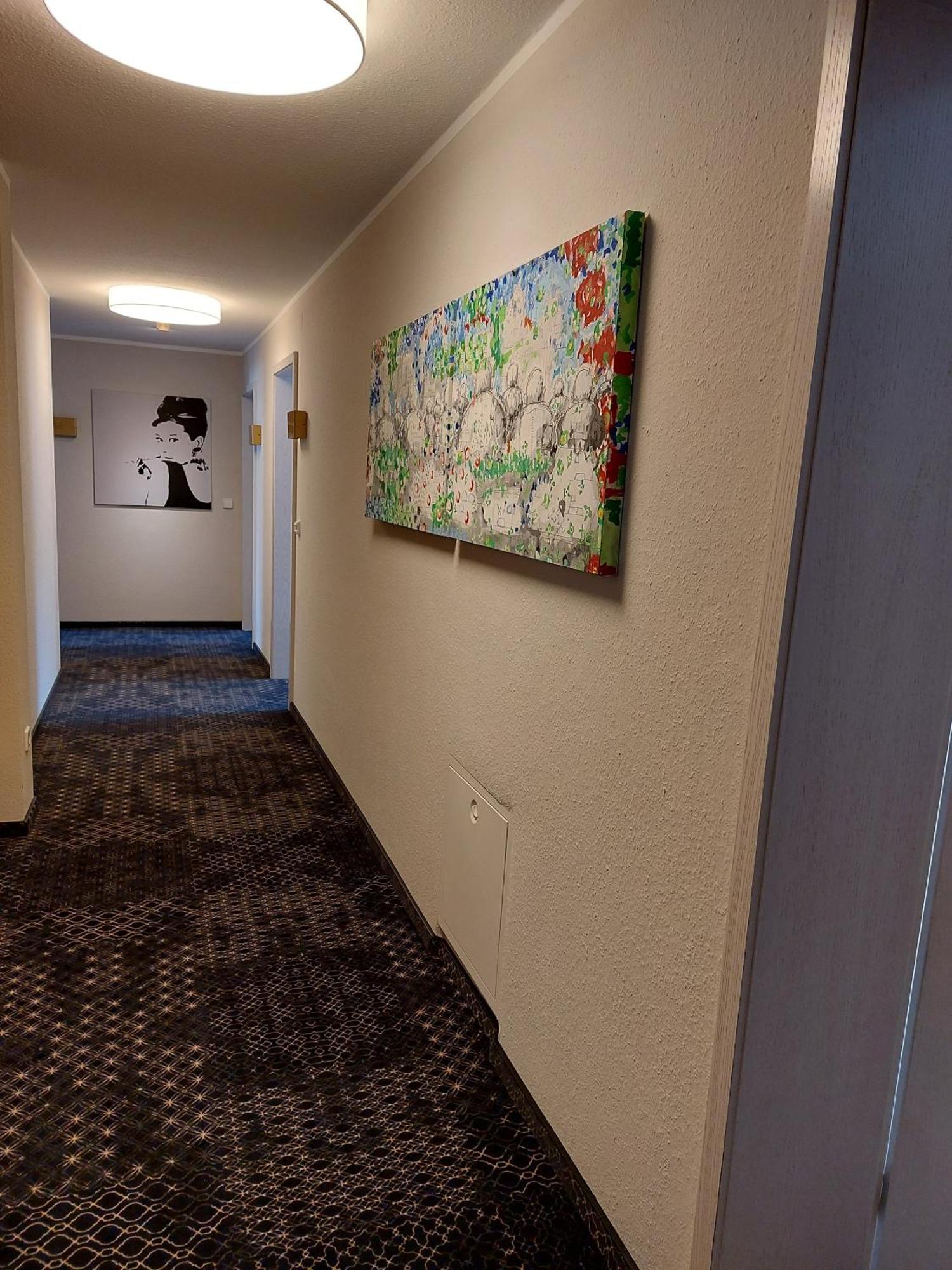 Hotel-Restaurant Roter Ochsen Lauchheim エクステリア 写真